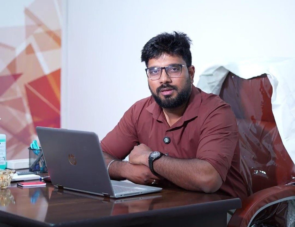 Dr. Mithun Ganesh OMFS Specialist